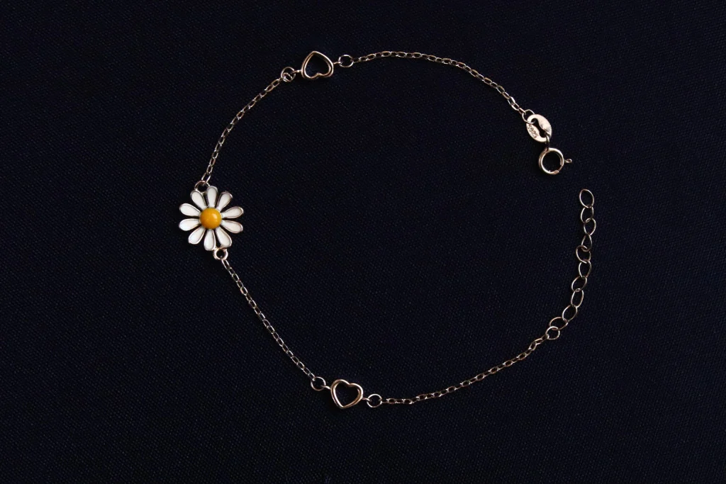 دستبند نقره طرح گل‌بابونه ایتالیایی-حوض نقره