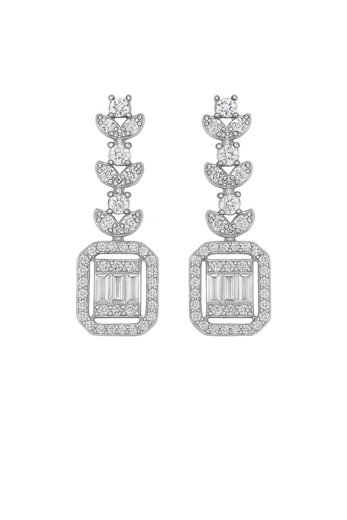 تفاوت شمش و ساچمه نقره؛ کدام برای سرمایهگذاری بهتر است؟ 8 گوشواره نقره امرکات-حوض نقره