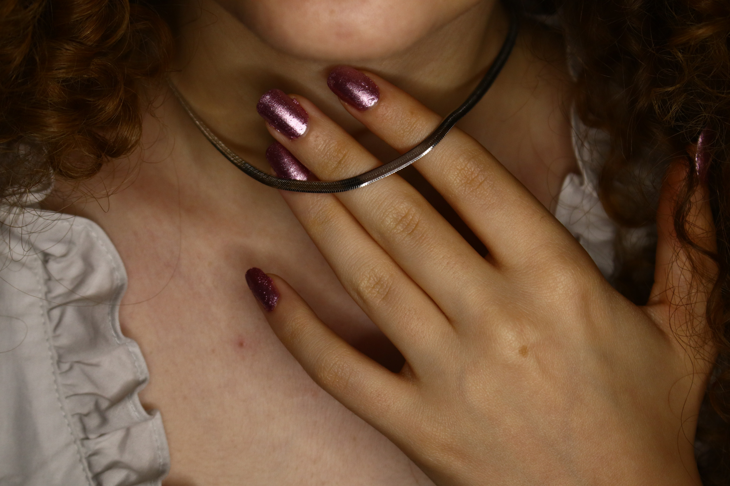 زنجیر نقره هرینگبون ماری ایتالیایی 3 زنجیر هرینگبن آینهای نقره با آبکاری طلا سفید و سطح صیقلی براق