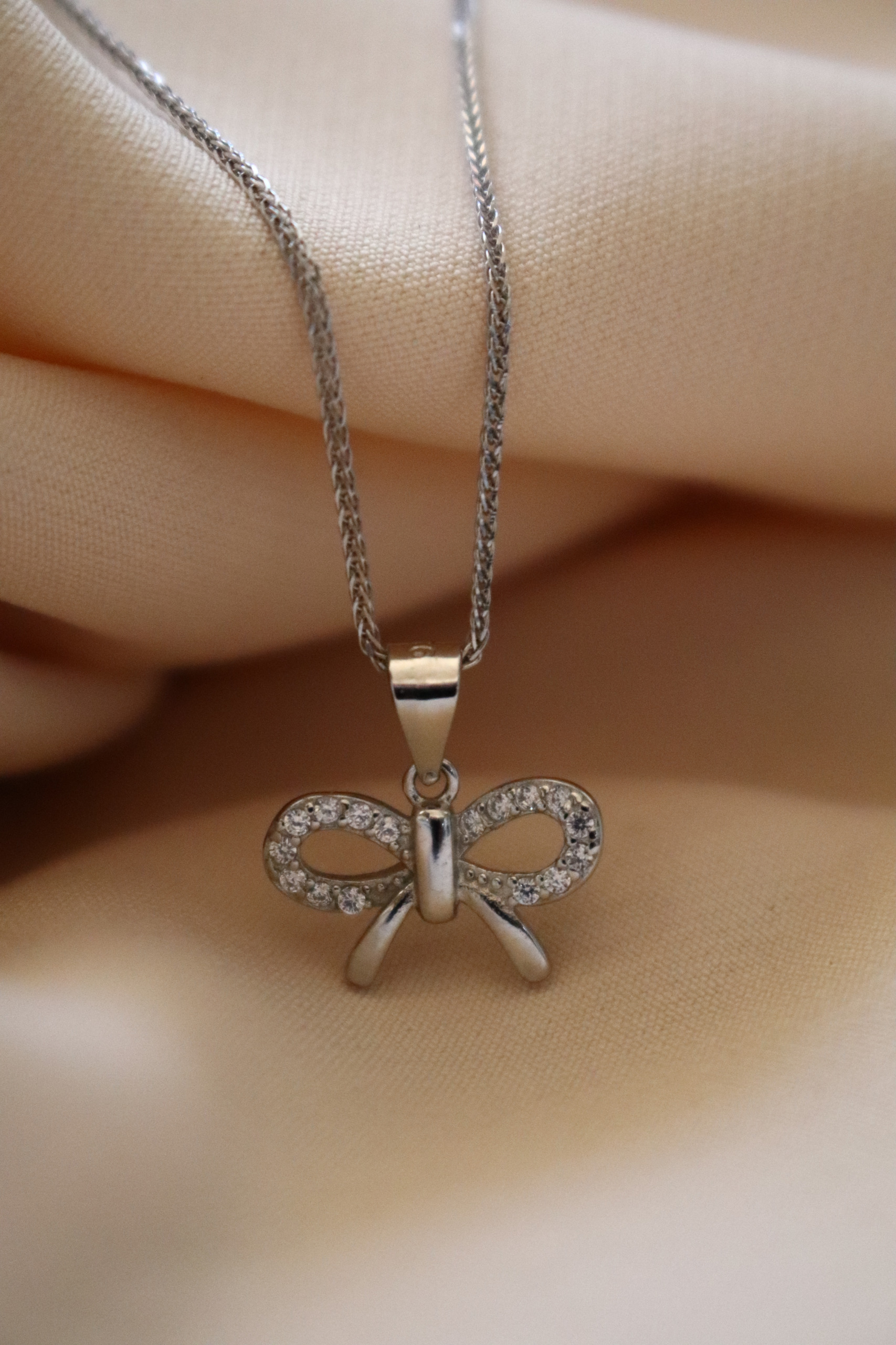 نیمست نقره طرح پاپیون ایتالیایی 2 نیمست نقره طرح پاپیون ایتالیایی-حوض نقره