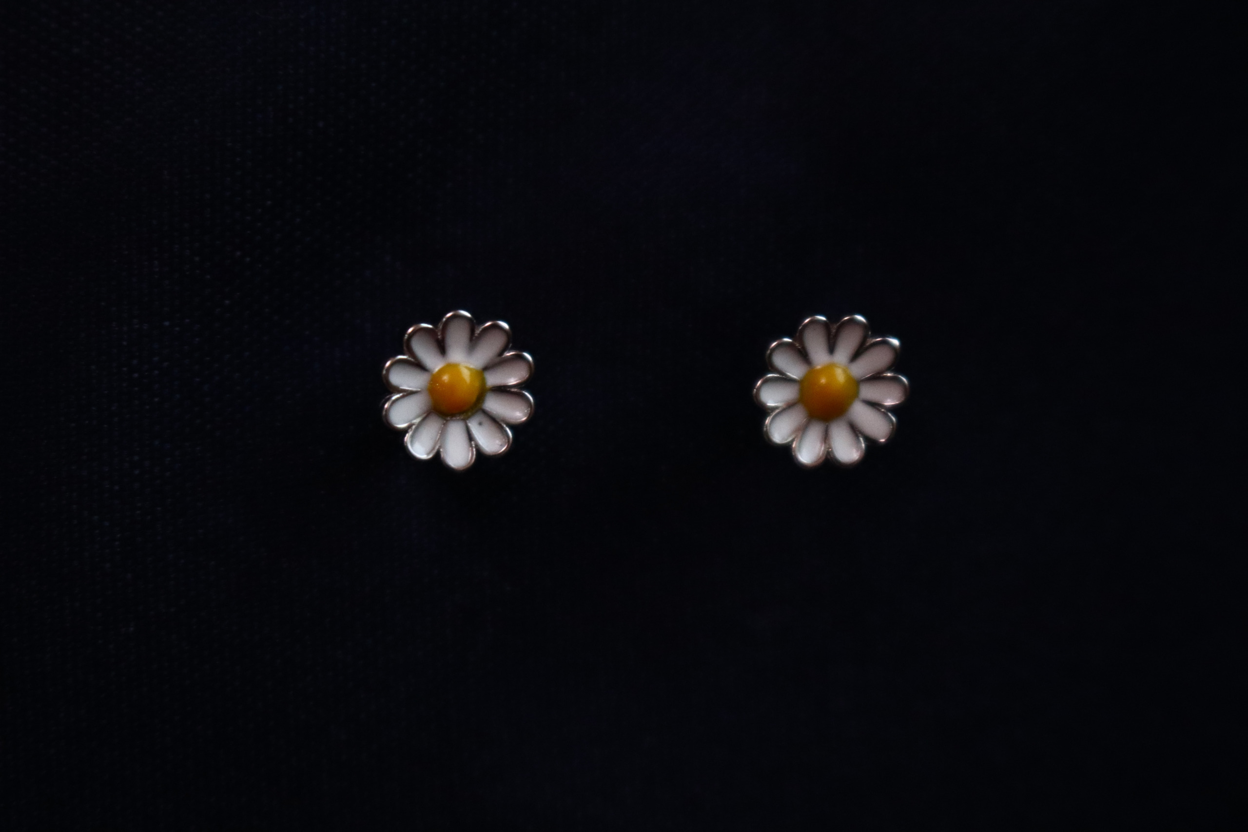 نیمست نقره طرح گل بابونه ایتالیایی 3 ز