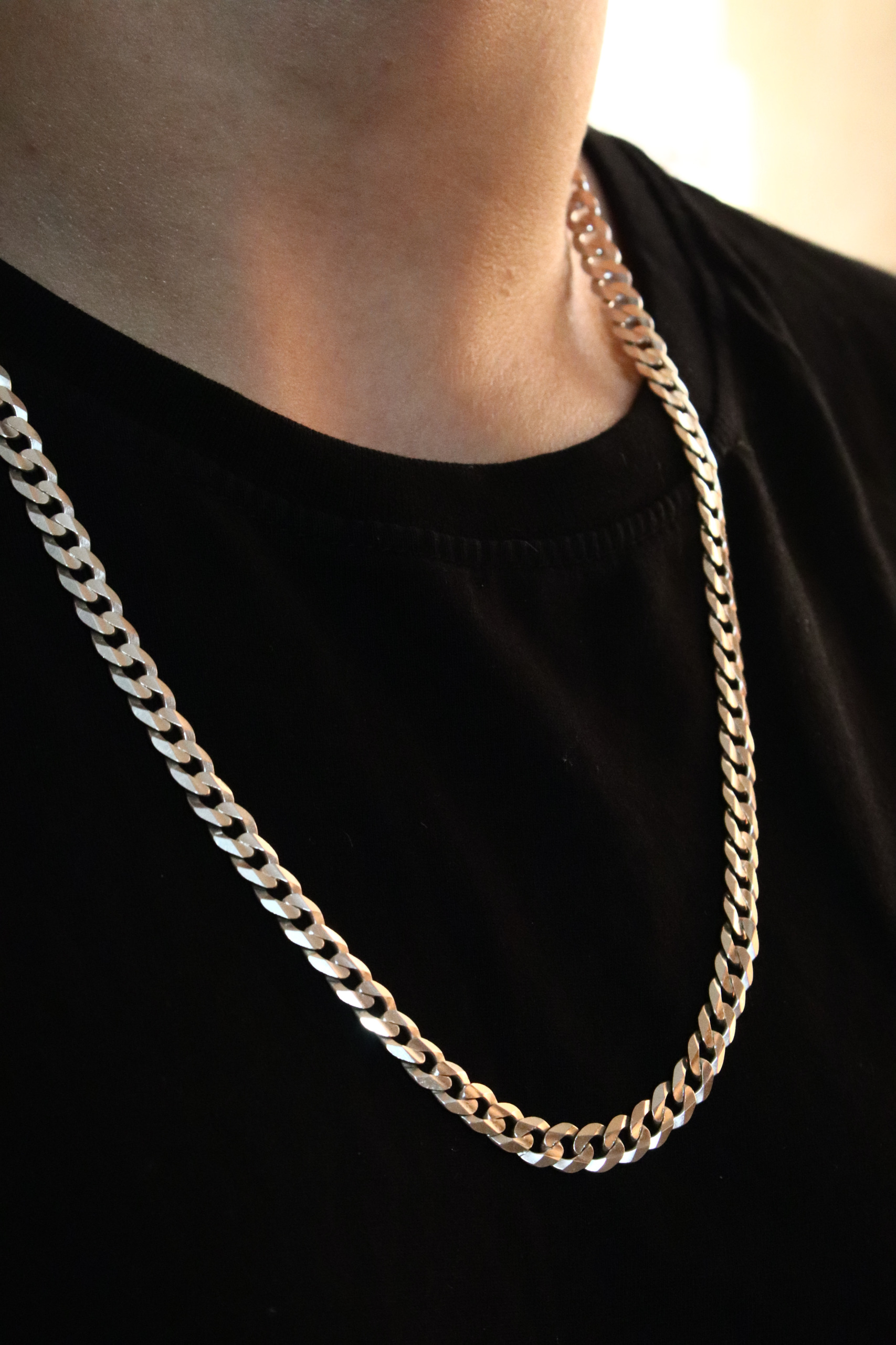 زنجیر نقره کارتیر ایتالیایی 5پَر 1 زنجیر نقره کارتیر ایتالیایی 5پَر-حوض نقره