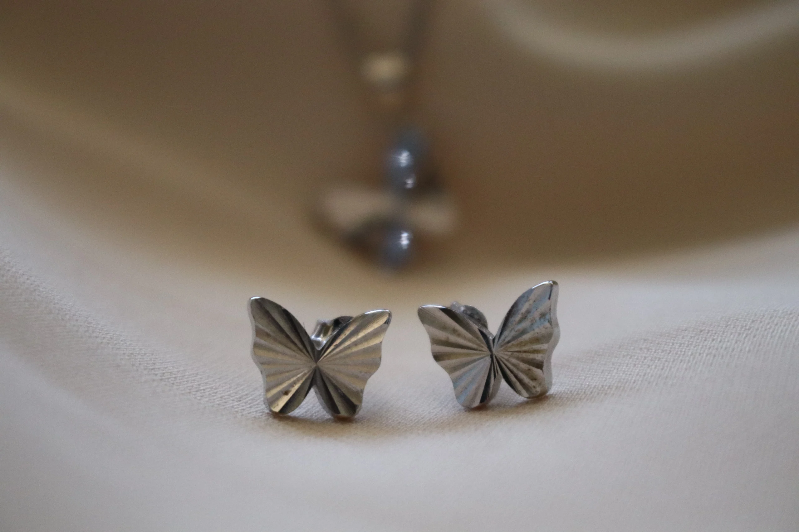 نیمست نقره پروانه ایتالیایی 4 نیمست نقره پروانه ایتالیایی-حوض نقره