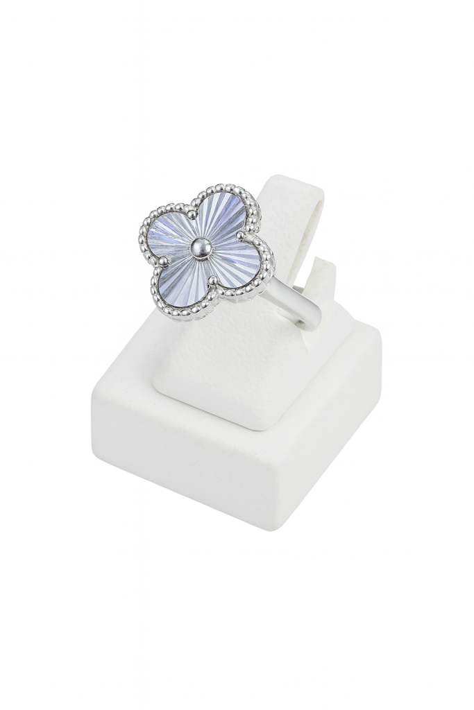 خرید چهار قسطه انگشتر نقره طرح ونکلیف از گالری حوض نقره- اسنپ پی- دیجی پی- زرین پلاس